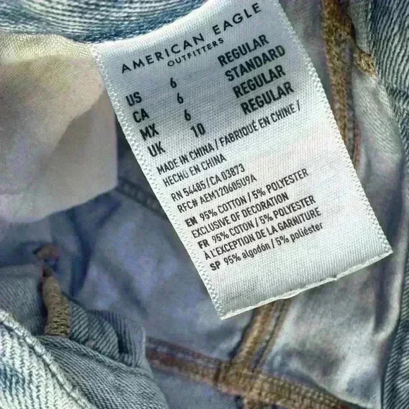 American Eagle AE Curvy Mom Jean #2292 6R Denim Frayed Distressed - Picture 5 of 9